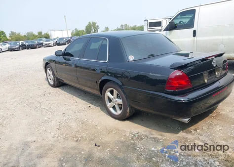 2003 Mercury Marauder из США, поврежденный, VIN 2MEHM75V03X704188